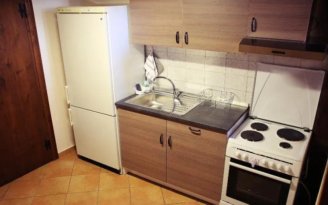 Aristotelis Guest Houses