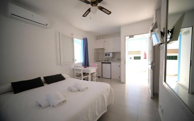 Estel Blanc Apartments - Adults Only