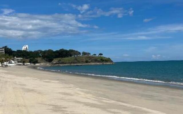 La Perla de Farallon Bed and Breakfast