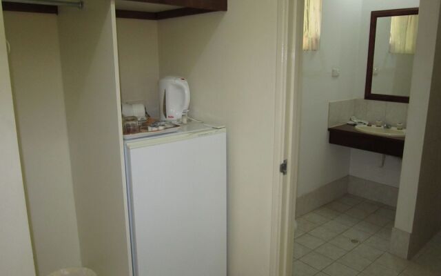 Marri Lodge & Cottages