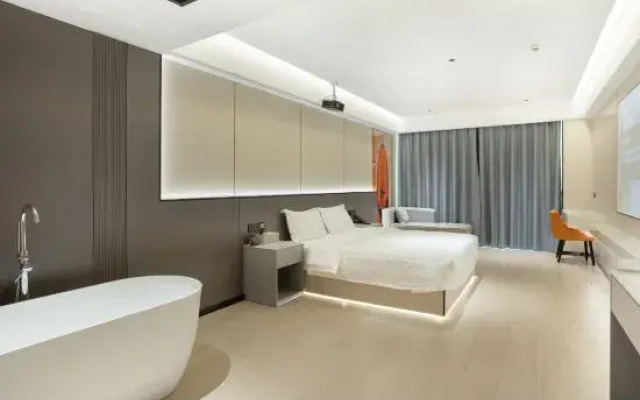 Qiongzhong Benhao Business Hotel