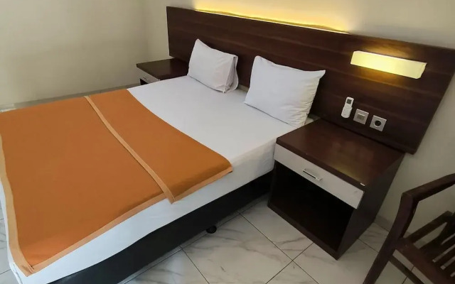 Bandengan Beach Hotel Jepara 2
