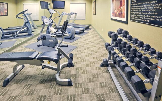 Holiday Inn Express & Suites Shawnee by IHG