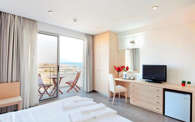 Blue Lagoon Kosher Hotel