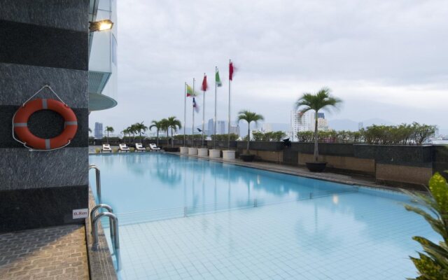 Muong Thanh Luxury Song Han Hotel