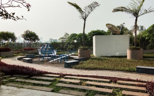 Comfortable The Wave Apartment near Epicentrum Kuningan