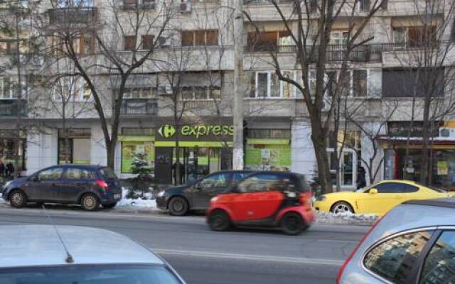 Premium Studio, Alba Iulia square