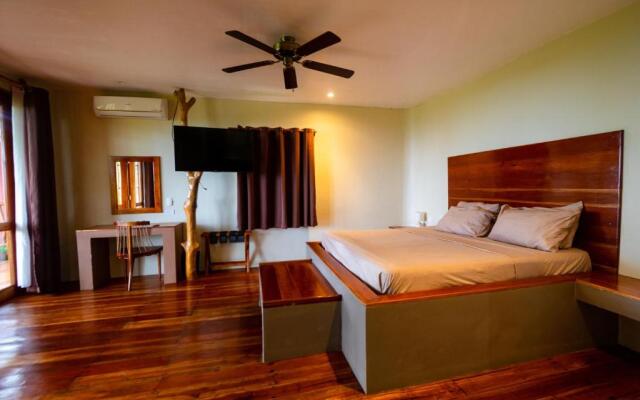 Nakabalo Guesthouse & Restaurant