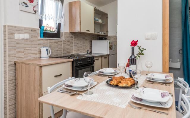 Amazing Apartment in Vir With 2 Bedrooms and Wifi