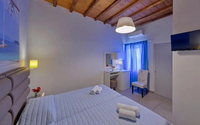 Paradise Rooms 1