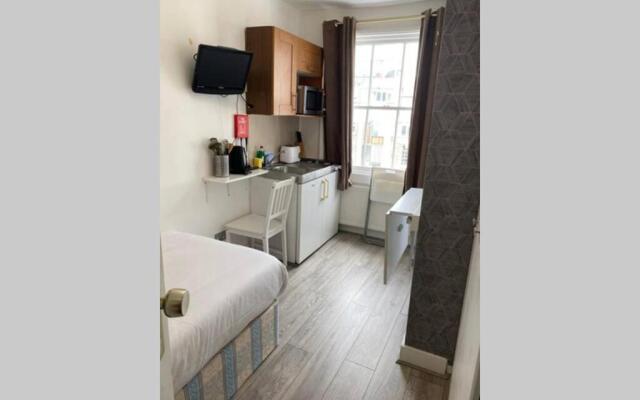 F19- Bright Studio for 1 near Paddington