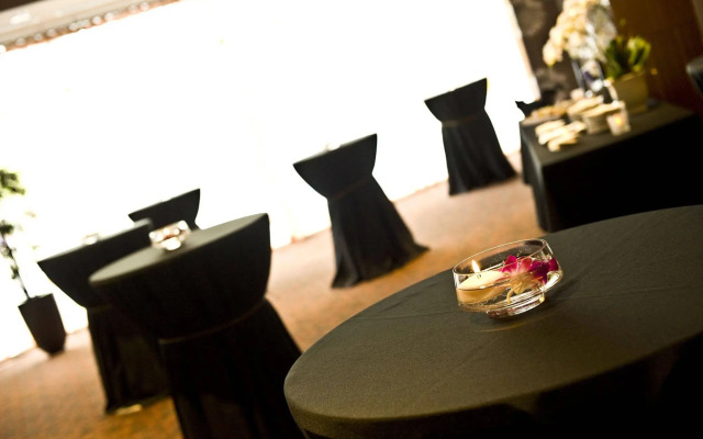 Best Western Premier Chateau Granville Hotel & Suites & Conf. Centre