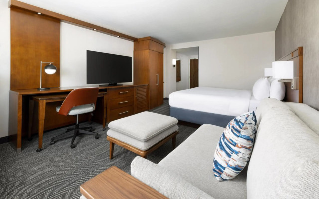 Courtyard by Marriott Los Angeles Woodland Hills