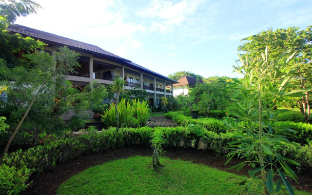 Puri Sari Beach Hotel