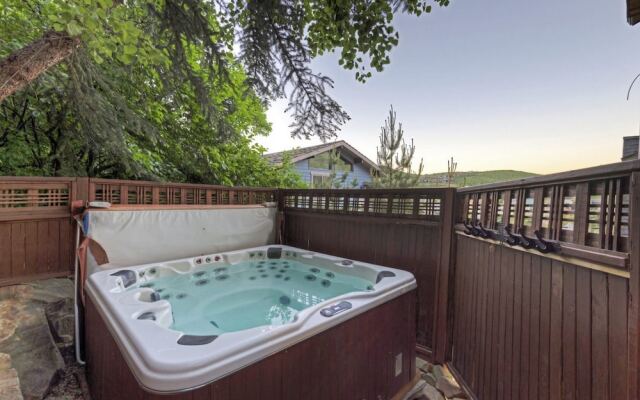 Abode at Big Game Lodge