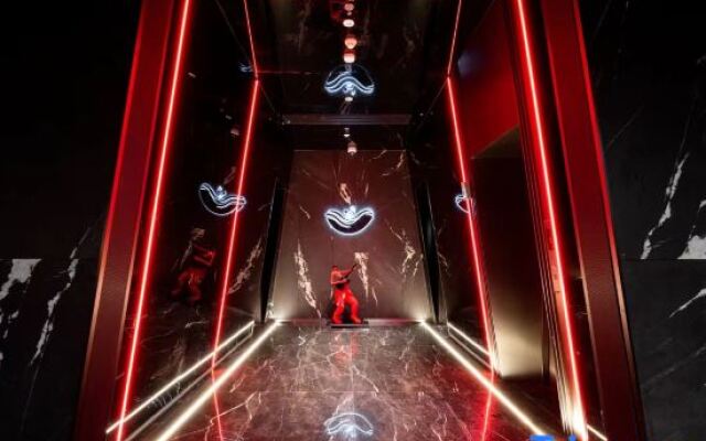 Pursue Waves E-Sports Hotel (Shanghai New International Expo Center)