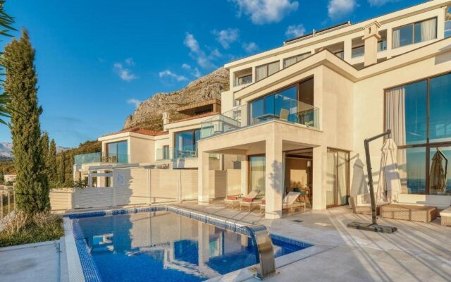 ĀNANTI Resort, Residences & Beach Club - The Leading Hotels of the World