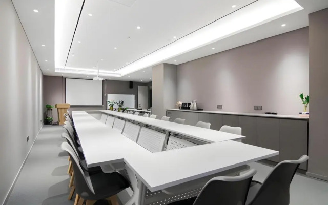 Home Inn Selected (Shanghai Raffles, North Bund)