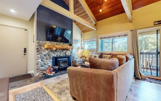 Bigwood #30 2 Bedroom Condo