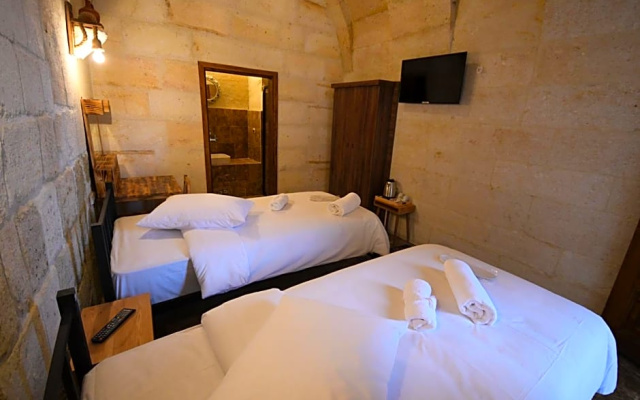 Lavinia Cappadocia