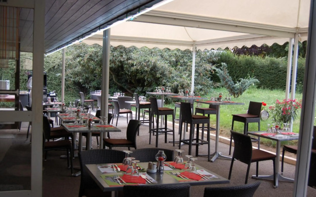 Logis Hôtel Restaurant Le Grill