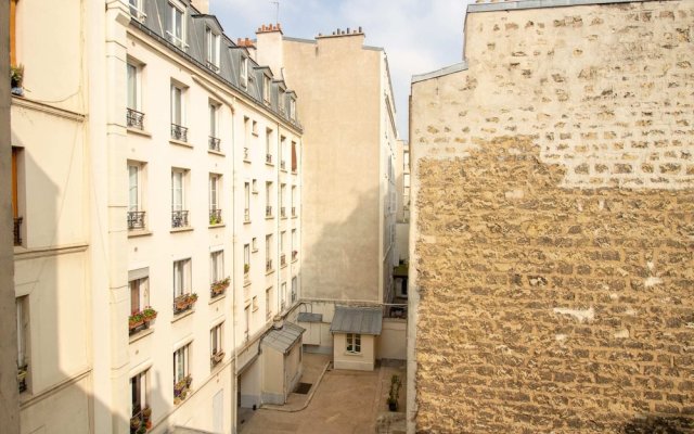Beautiful apartment in BEAUGRENELLE