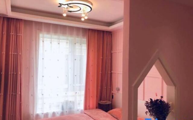 Yiyuanshu Homestay (Dalian Jinshitan)