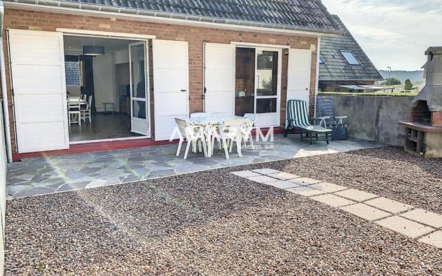 Charmante maison avec jardin et stationnement