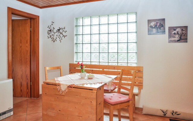 Beautiful Home in Goldlauter-heidersbach With 2 Bedrooms, Sauna and Wifi