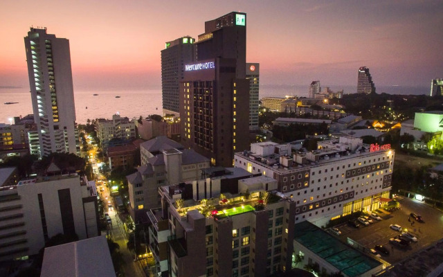 Sunshine Hip Hotel