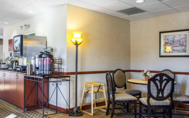 Comfort Inn Green Valley I-19