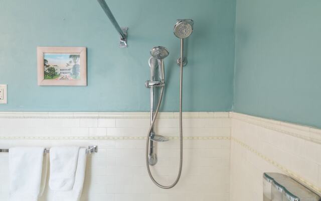 Ringling House Bed & Breakfast