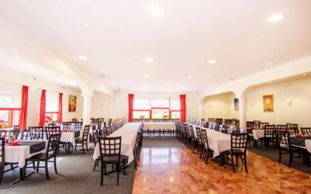 Hotel Bohn