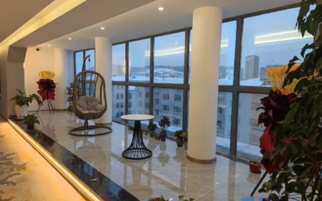 Changbai Mountain Sacred Capital Hotel — 2-star hotel in Baishan