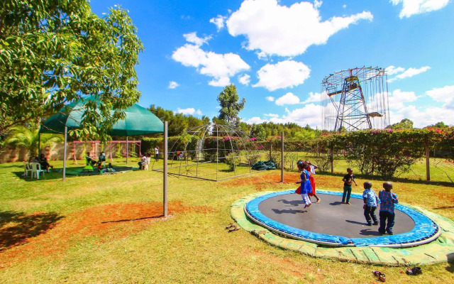 Poa Place Resort & Hotel - Where Nature Meets Comfort