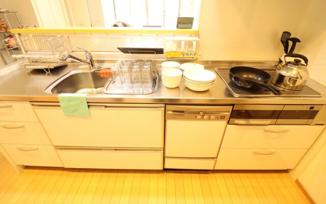 Ideal Namba House