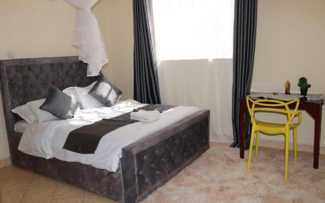 Golden Palace Hotel