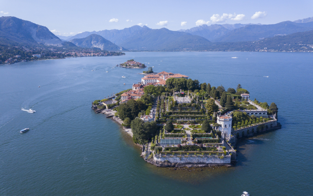 Rooftop On Stresa Lake View