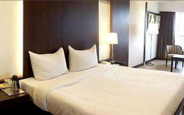 Hotel Aurora Towers