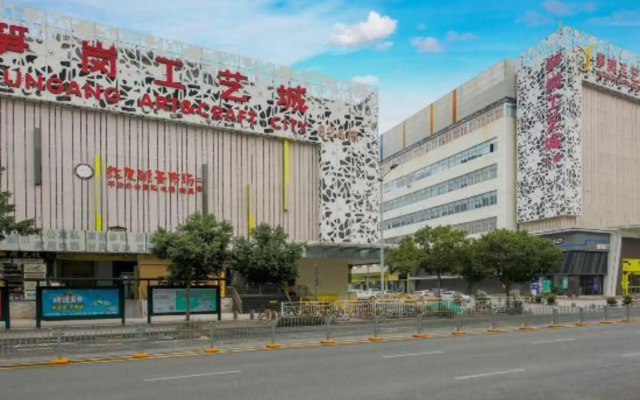 Yuan Hotel