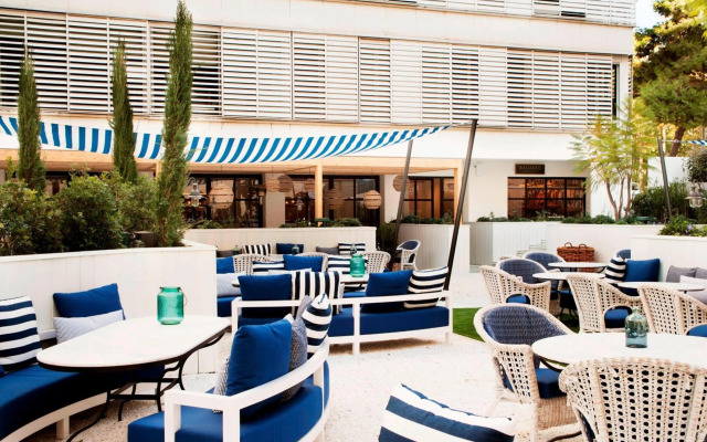 AC Hotel Victoria Suites by Marriott