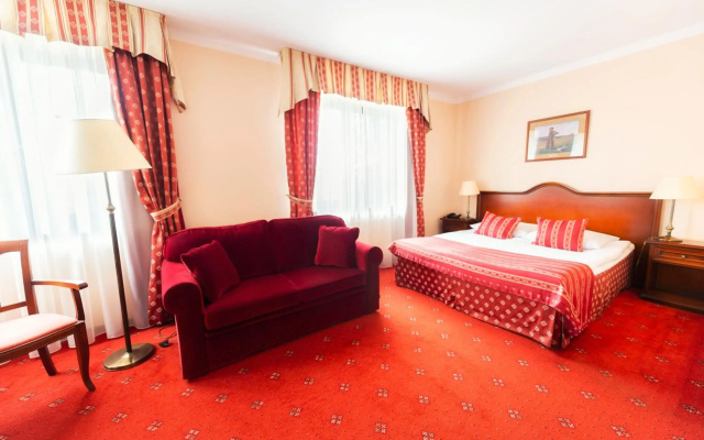 Hotel Zubrówka Bialowieza