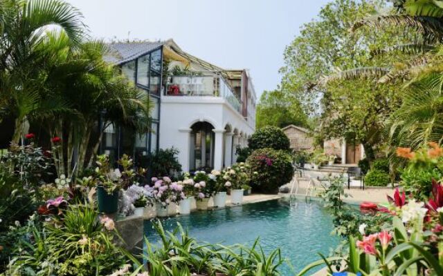 Bestow Simply Old Time Courtyard Weizhou Island