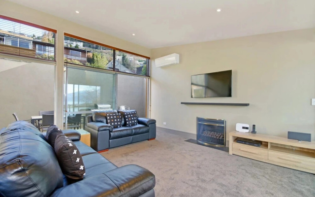Campbell`S On Earnslaw B&B