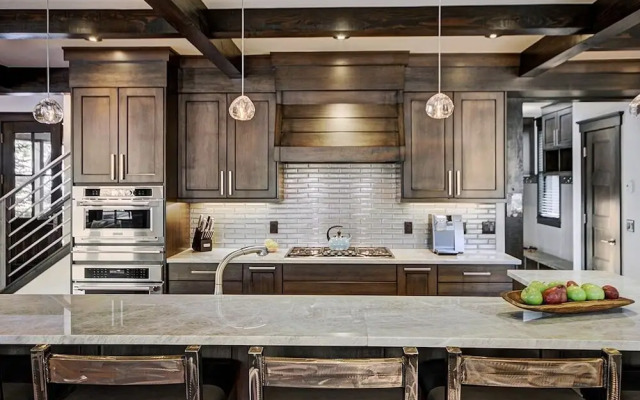 The Bogart House 5 Bedroom Home