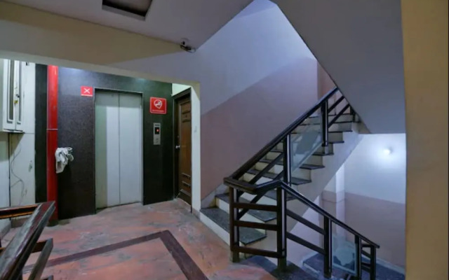 OYO 2289 Hotel Radha Palace