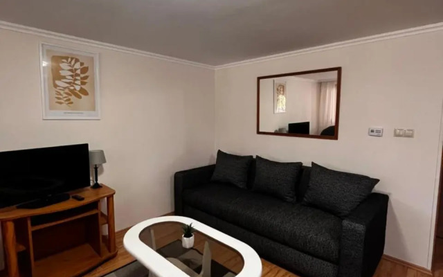 Zoli Apartmanok-Bródy 51-53