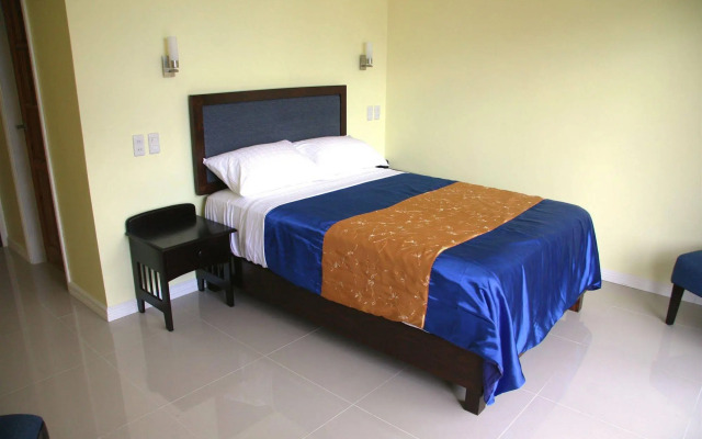 Caimito Beach Hotel