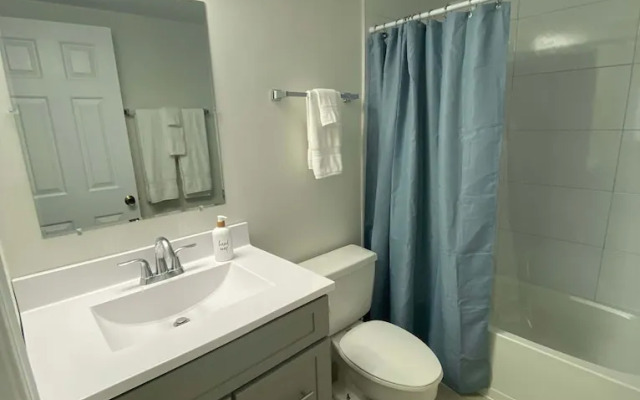 Oceanfront Condo on Seven Mile Beach