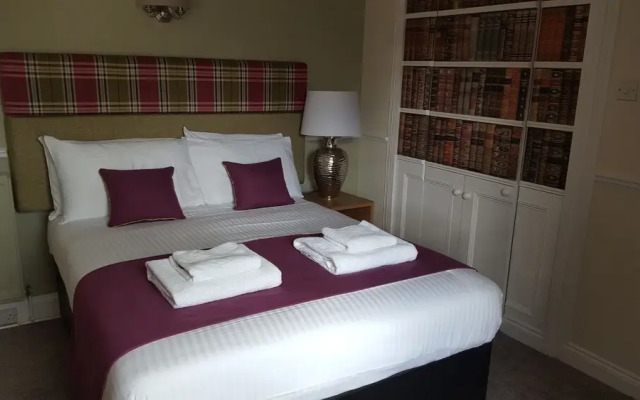 The Crags Hotel